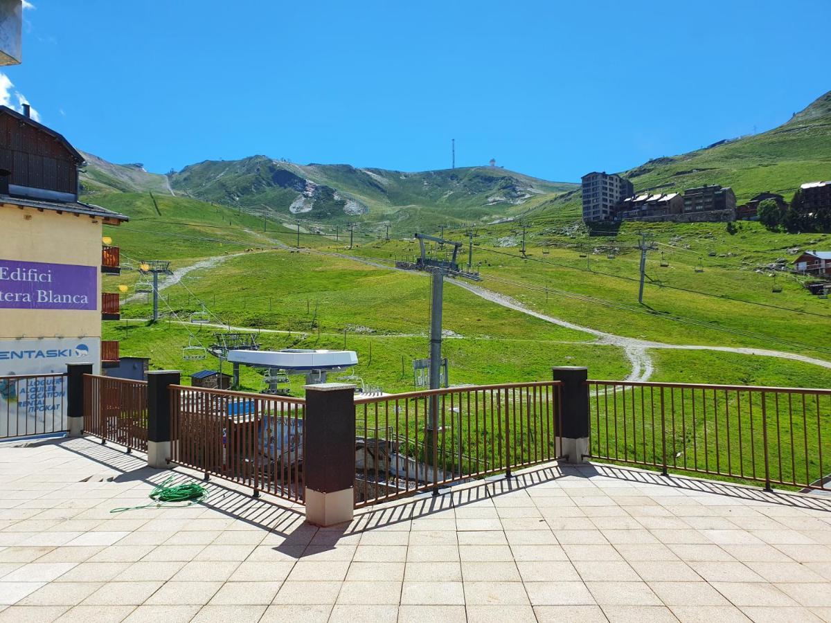 Apartamentos Grifovacances Tres Estrelles Club Pas De La Casa Exteriör bild