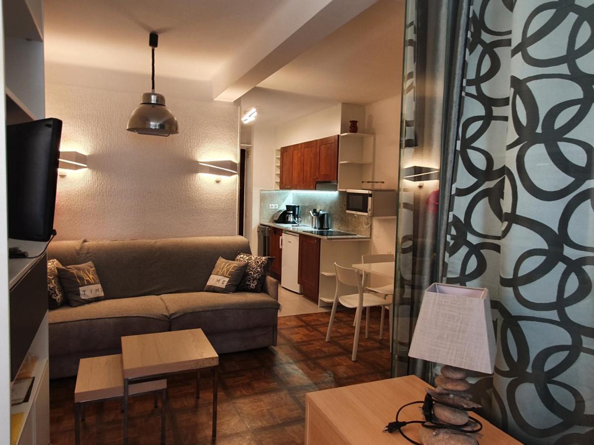 Apartamentos Grifovacances Tres Estrelles Club Pas De La Casa Exteriör bild